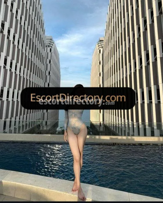 Escorts Dubai, United Arab Emirates Yumi