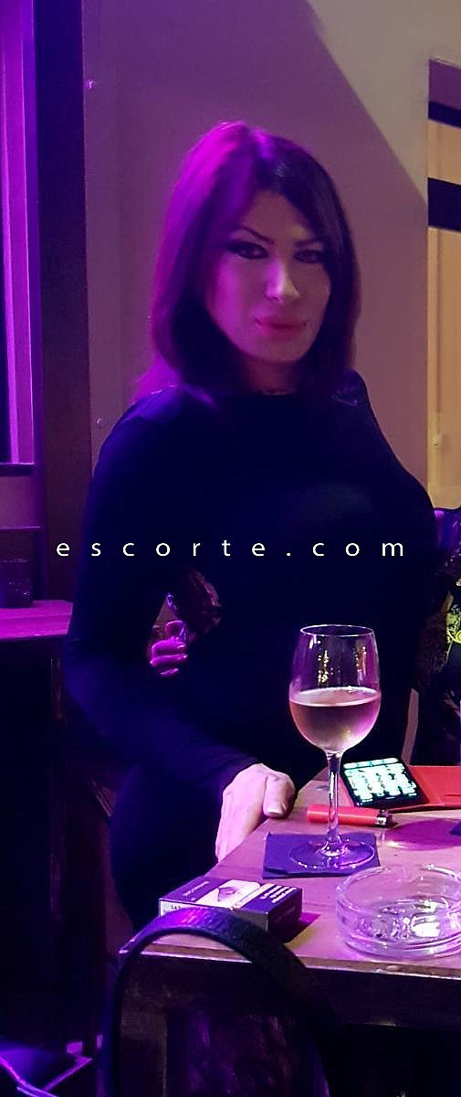 Escorts Nice, France Bianda Trans