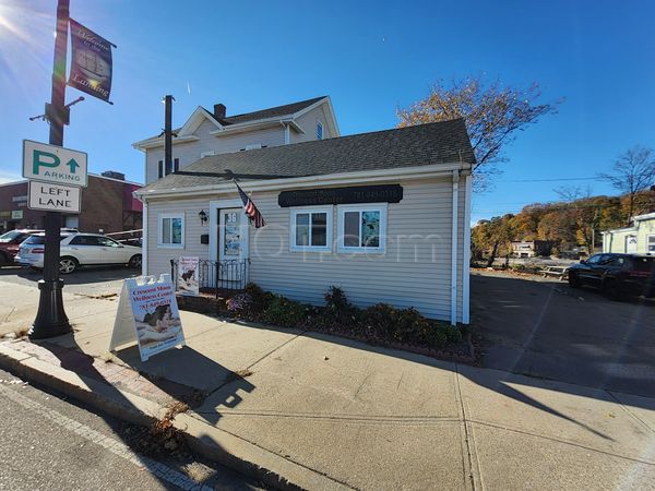 Massage Parlors Braintree, Massachusetts Crescent Moon Wellness Center