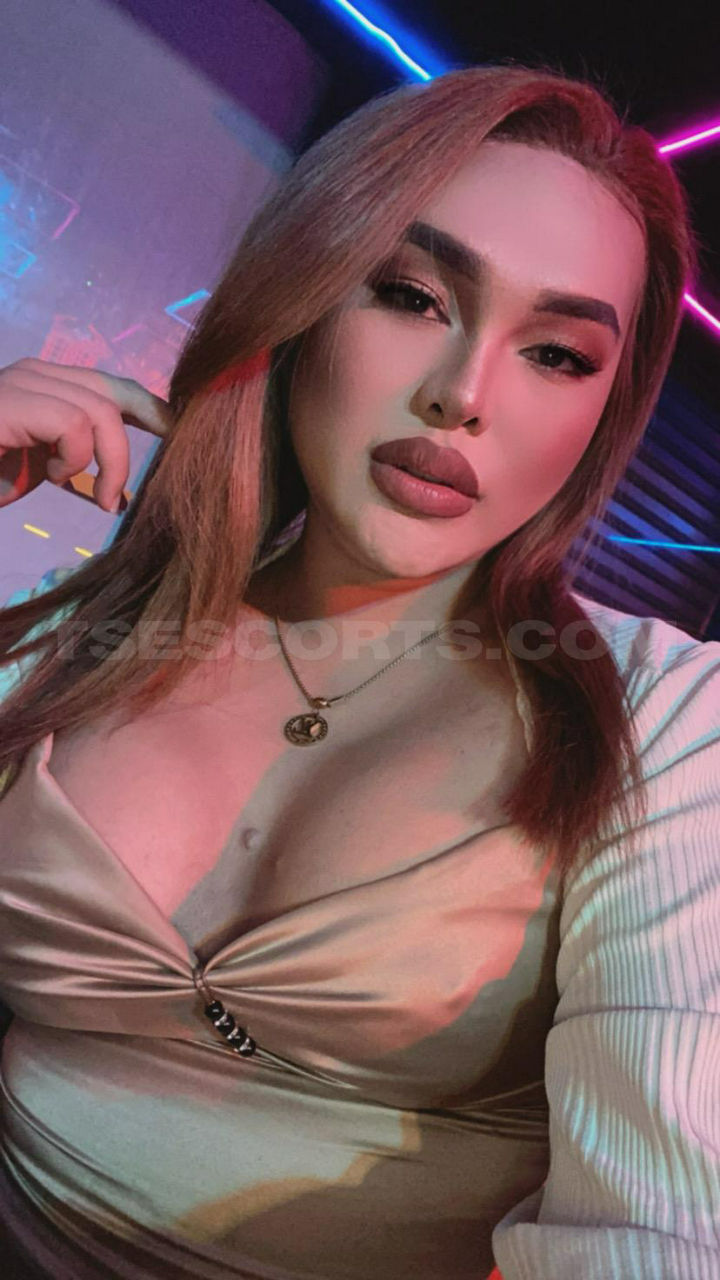 Escorts Makati City, Philippines lana