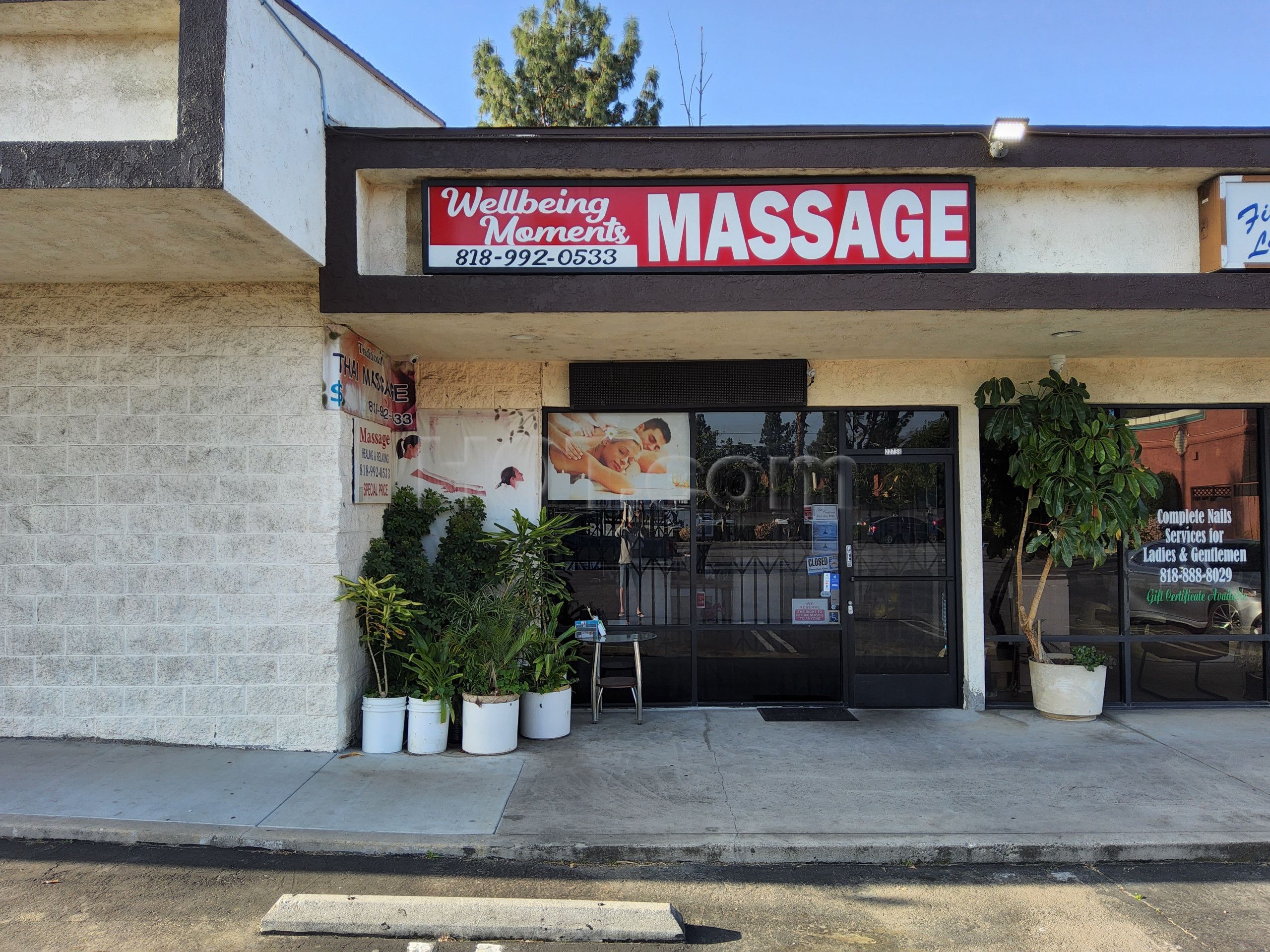 Canoga Park, California Wellbeing Moments Massage