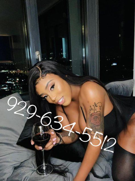 Escorts Queens, New York Ebony