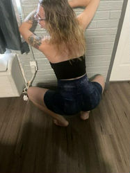 FLORIDA BLONDE IM NEW TO THE CITY IM AVAILABLE NOW ASK ME ABOUT MY QV SPECIAL AND MY 2 GIRL SPECIAL
