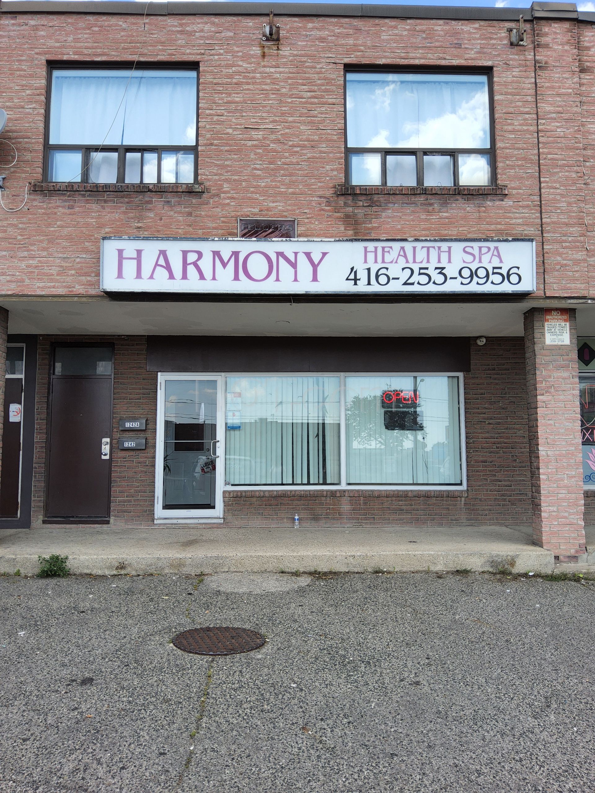 Etobicoke, Ontario Harmony Health Spa