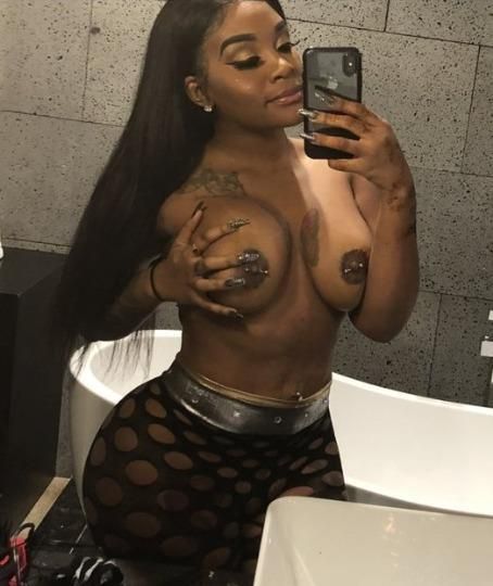 Escorts Charleston, South Carolina 🍑💖🔥 Ebony Sexy Black Girl🔥You Can Enjoy Secret Fuck💖Incall Outcall🍑Car Fun available💦 /