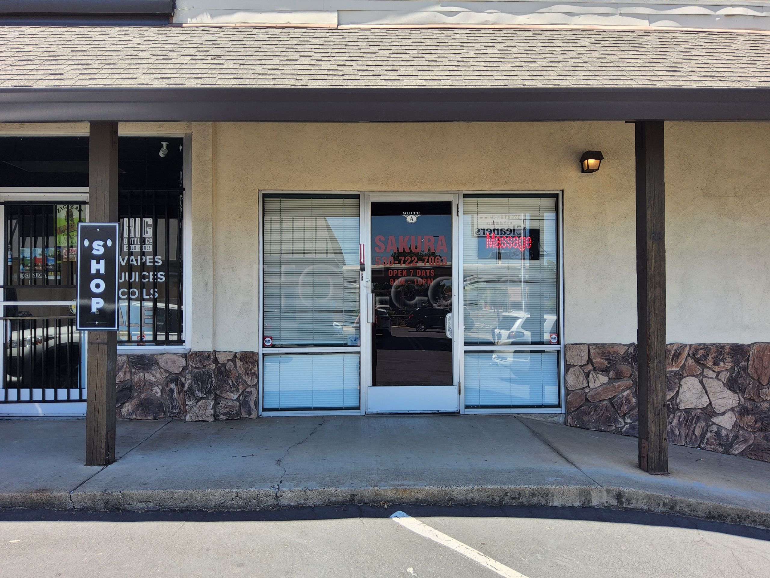 Redding, California Sakura Massage