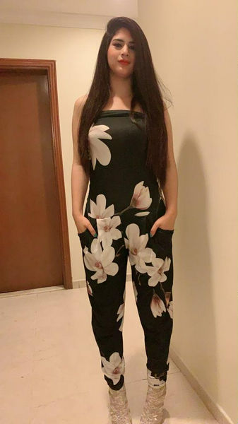 Escorts Al Ain City, United Arab Emirates Manisha Indian Girl