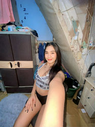 Escorts Makati City, Philippines Louraine