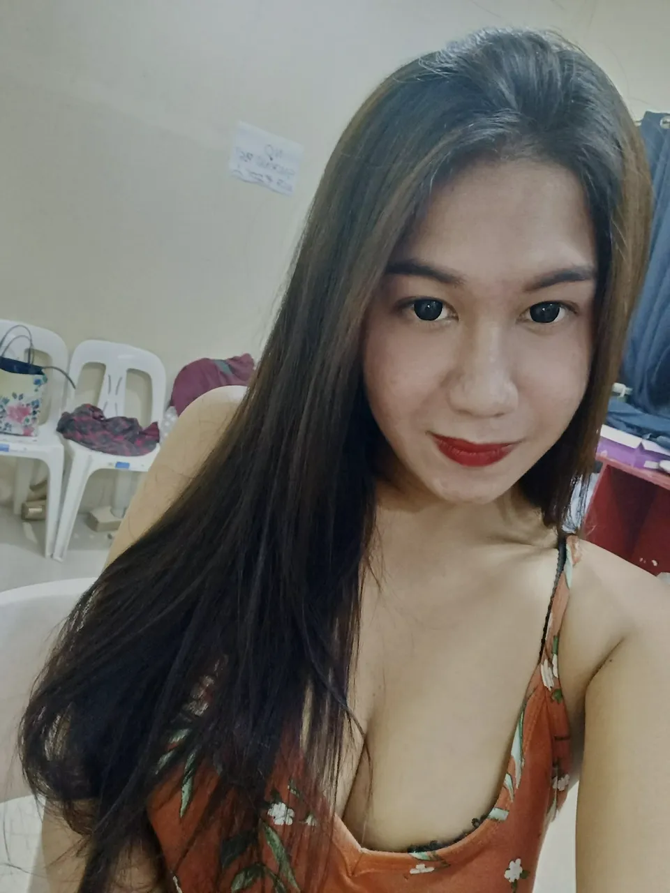 Escorts Makati City, Philippines Angelic Top