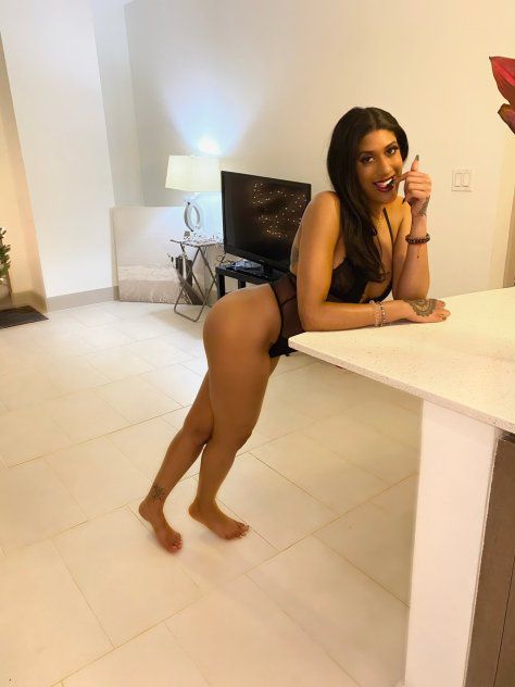 Escorts Miami, Florida Sunny short for sonali