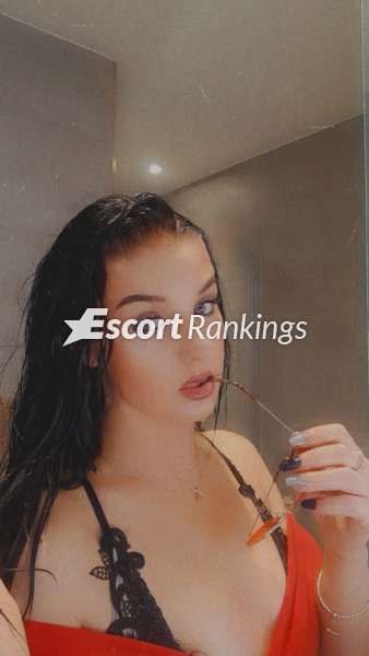 Escorts Welwyn Garden City, England KHLOE BELLA