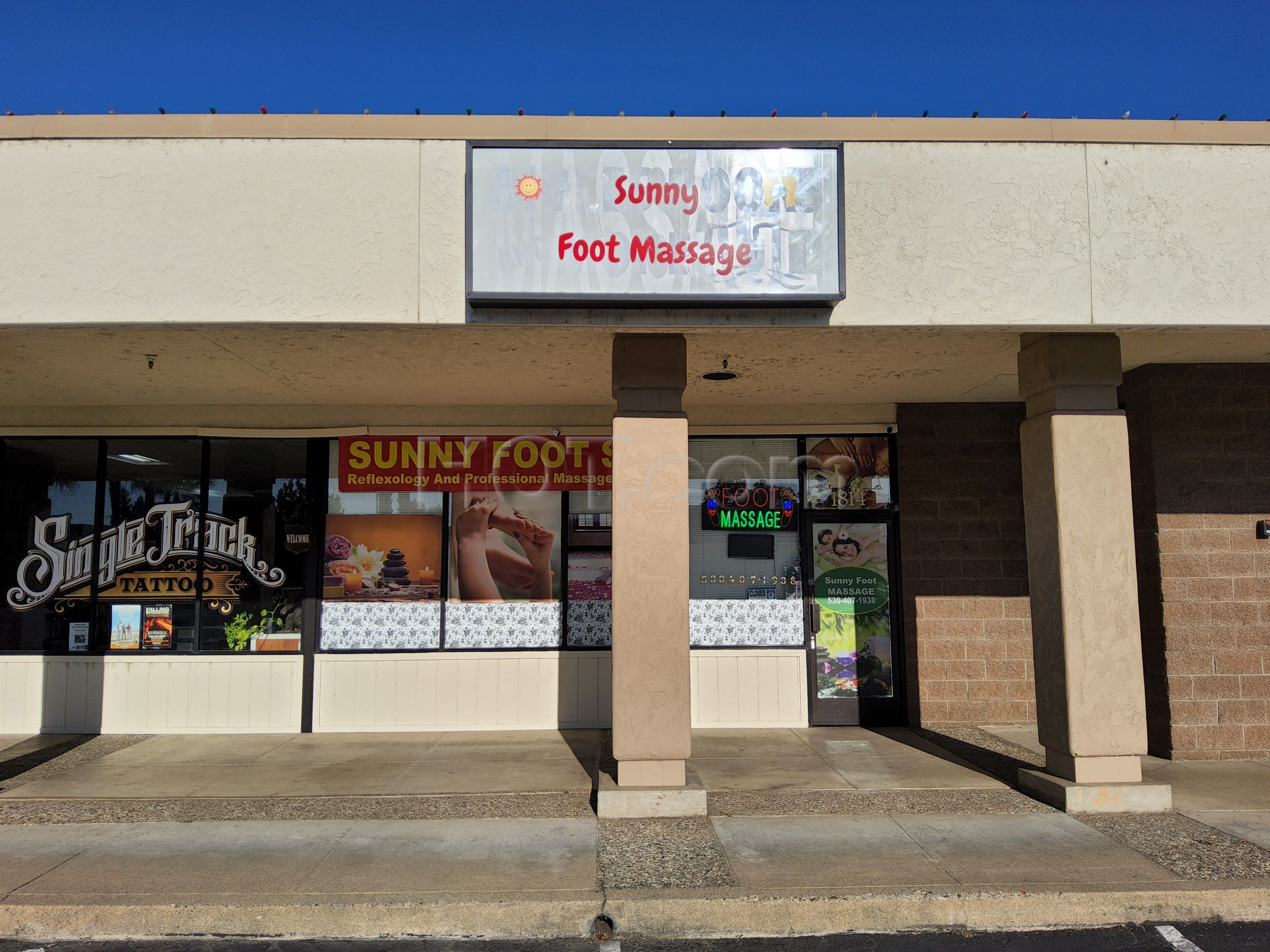 Redding, California Sunny Foot massage