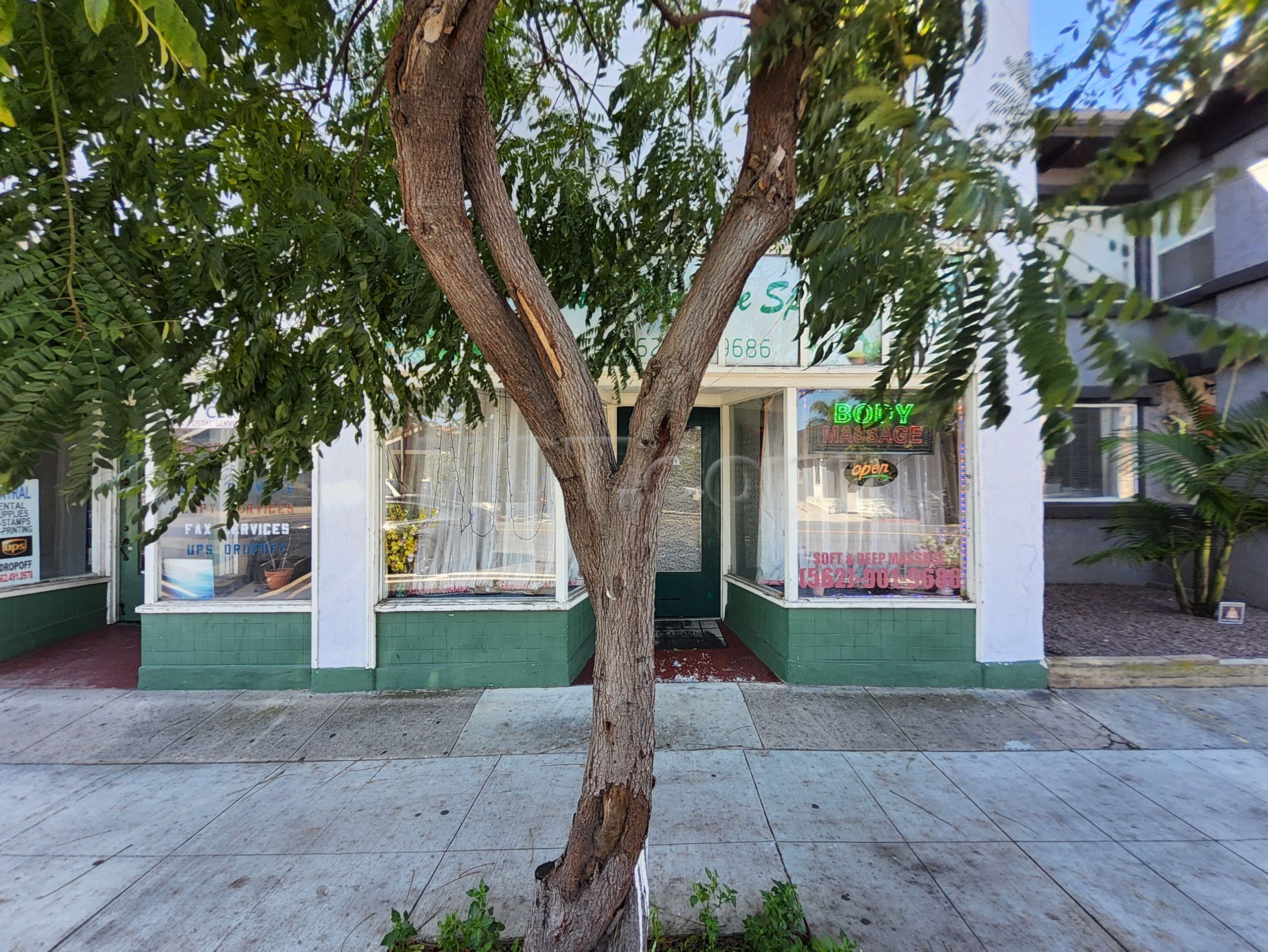 Long Beach, California Harbor Massage Spa