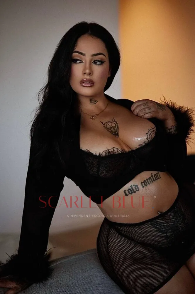 Escorts Melbourne, Australia Selena Maria 


