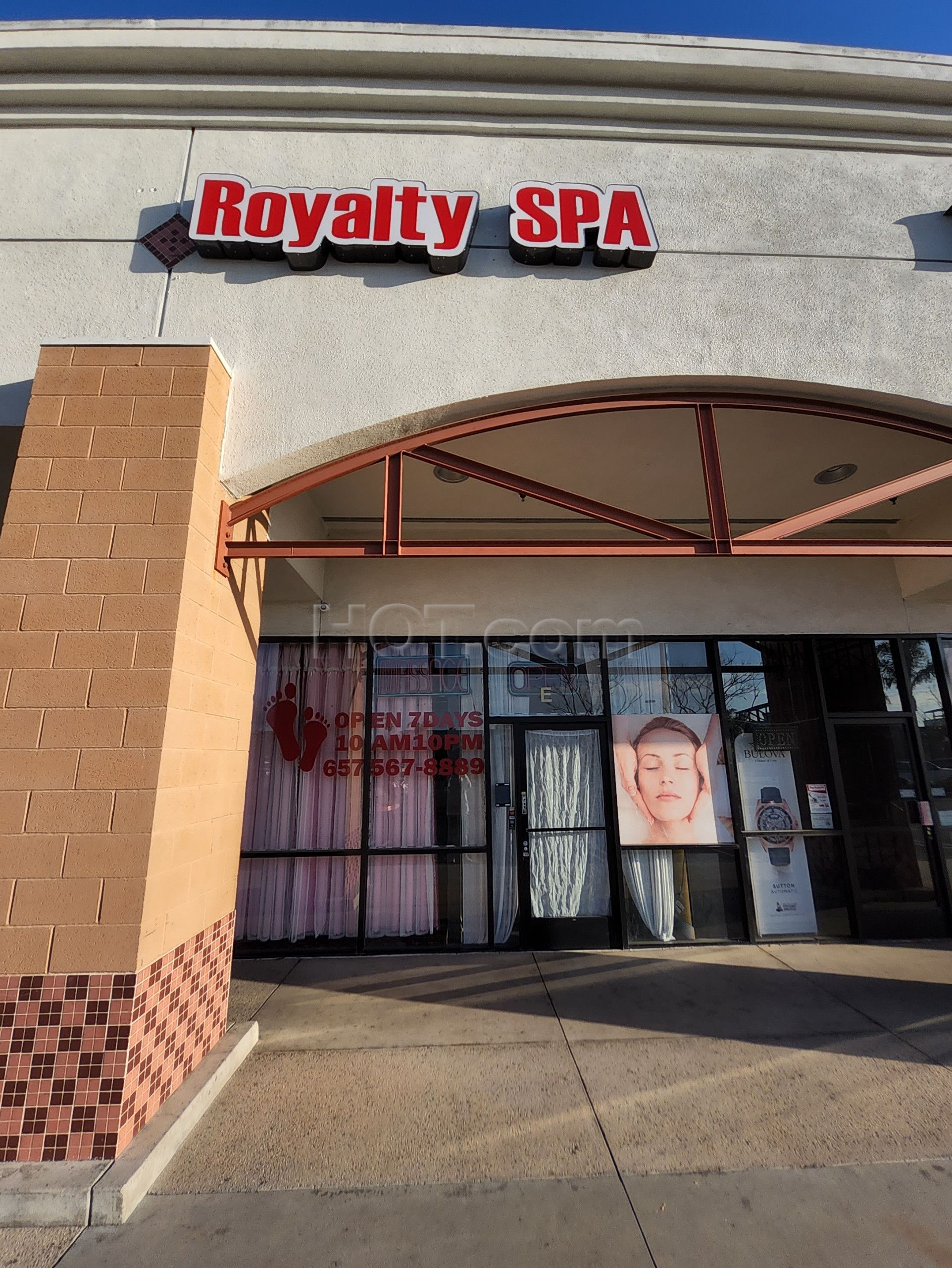 Santa Ana, California Royalty Spa