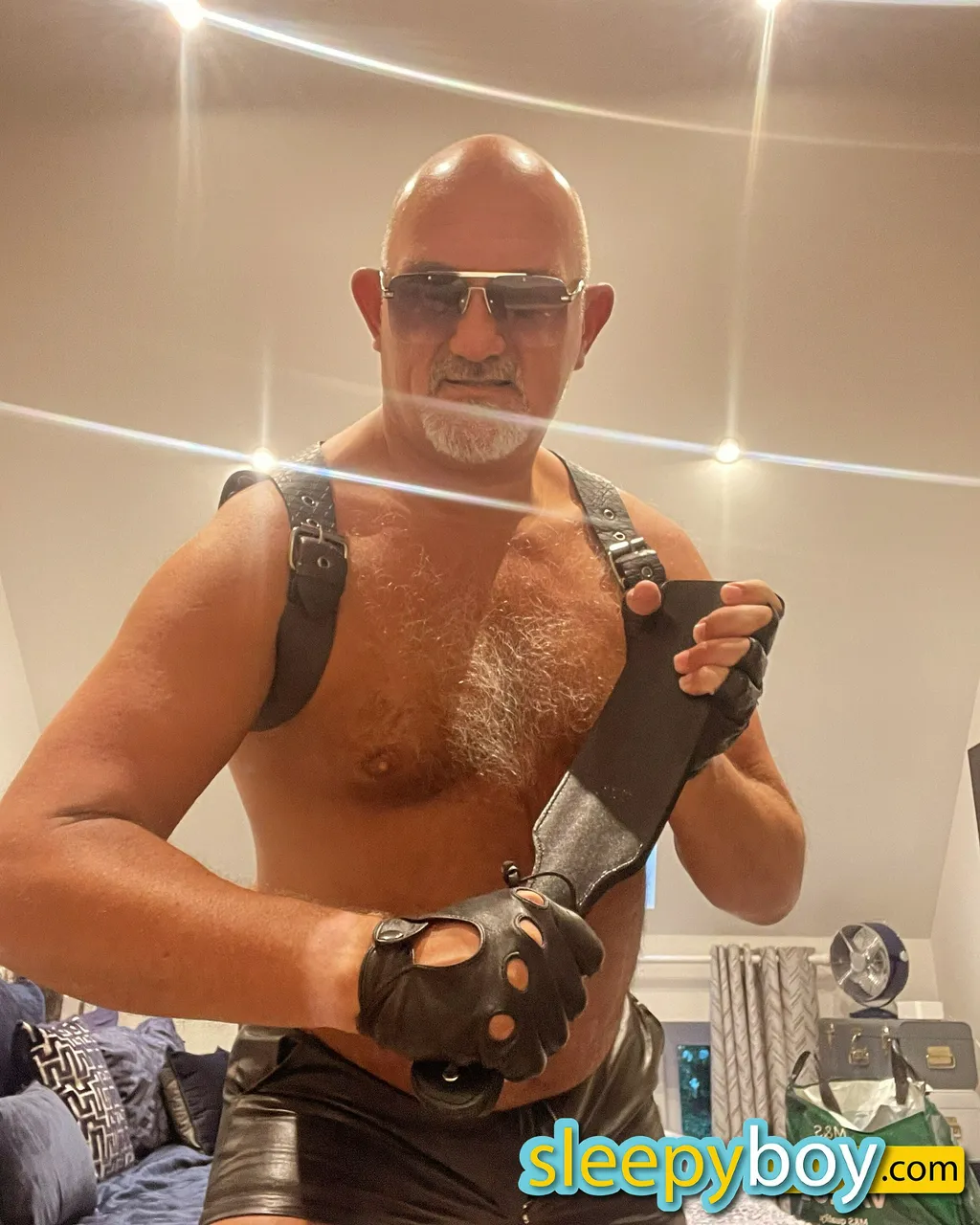 Drew,  49yrs 
								Huddersfield, UK - YorkshireHumber