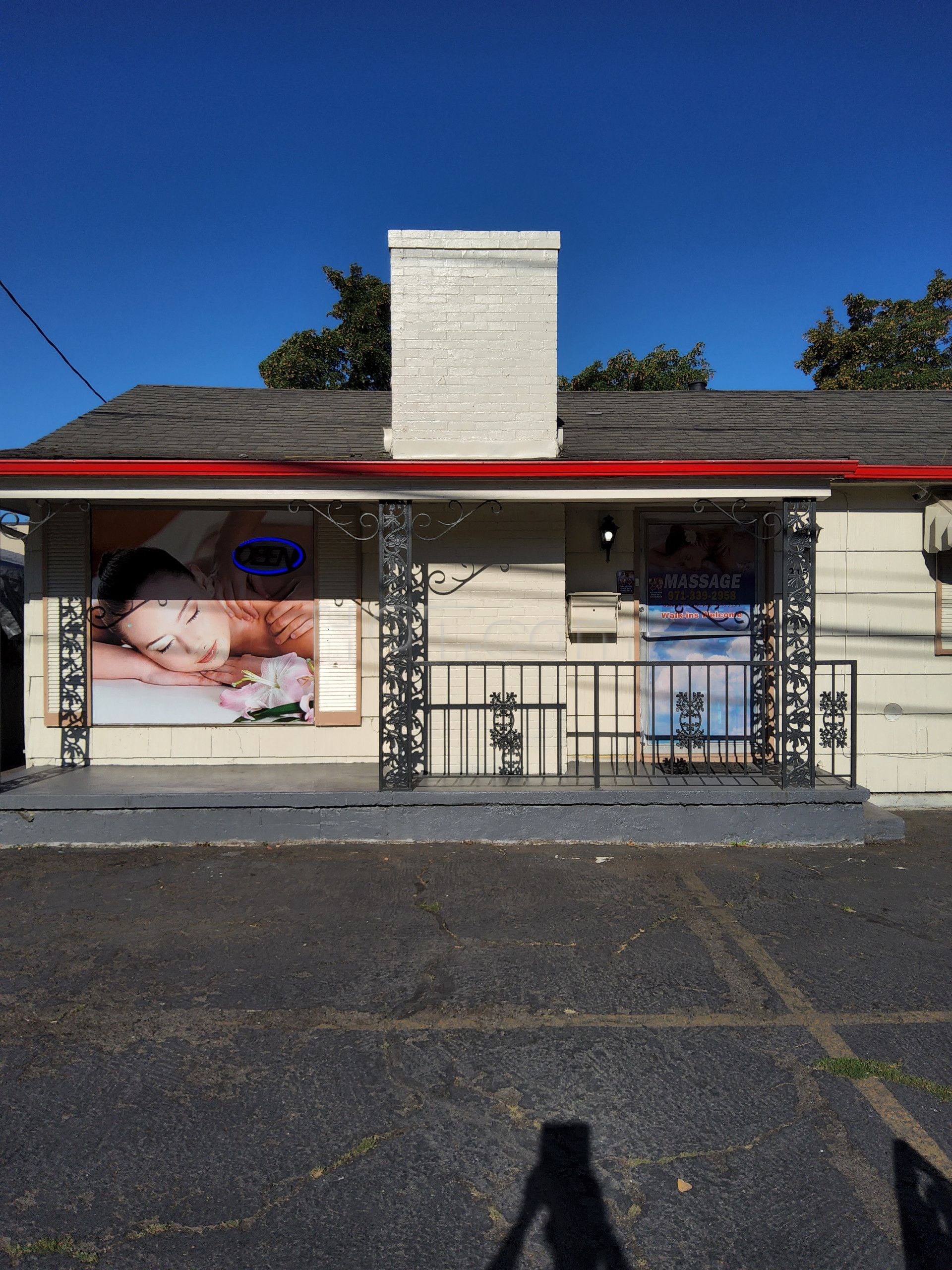 Portland, Oregon Desert Massage