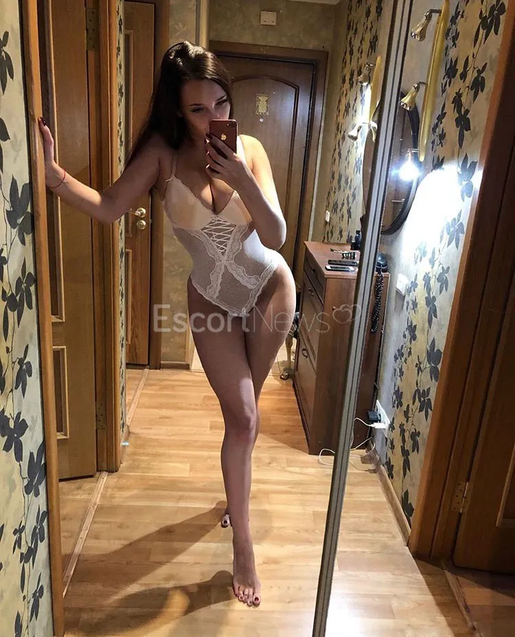 Escorts Ukraine HotTina