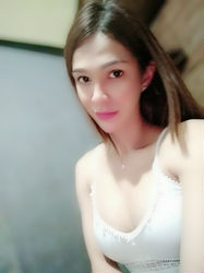 Escorts Makati City, Philippines Cindy