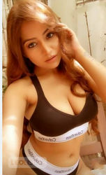 Escorts Calgary, Alberta Hot Young Indian Ready to Meet Up