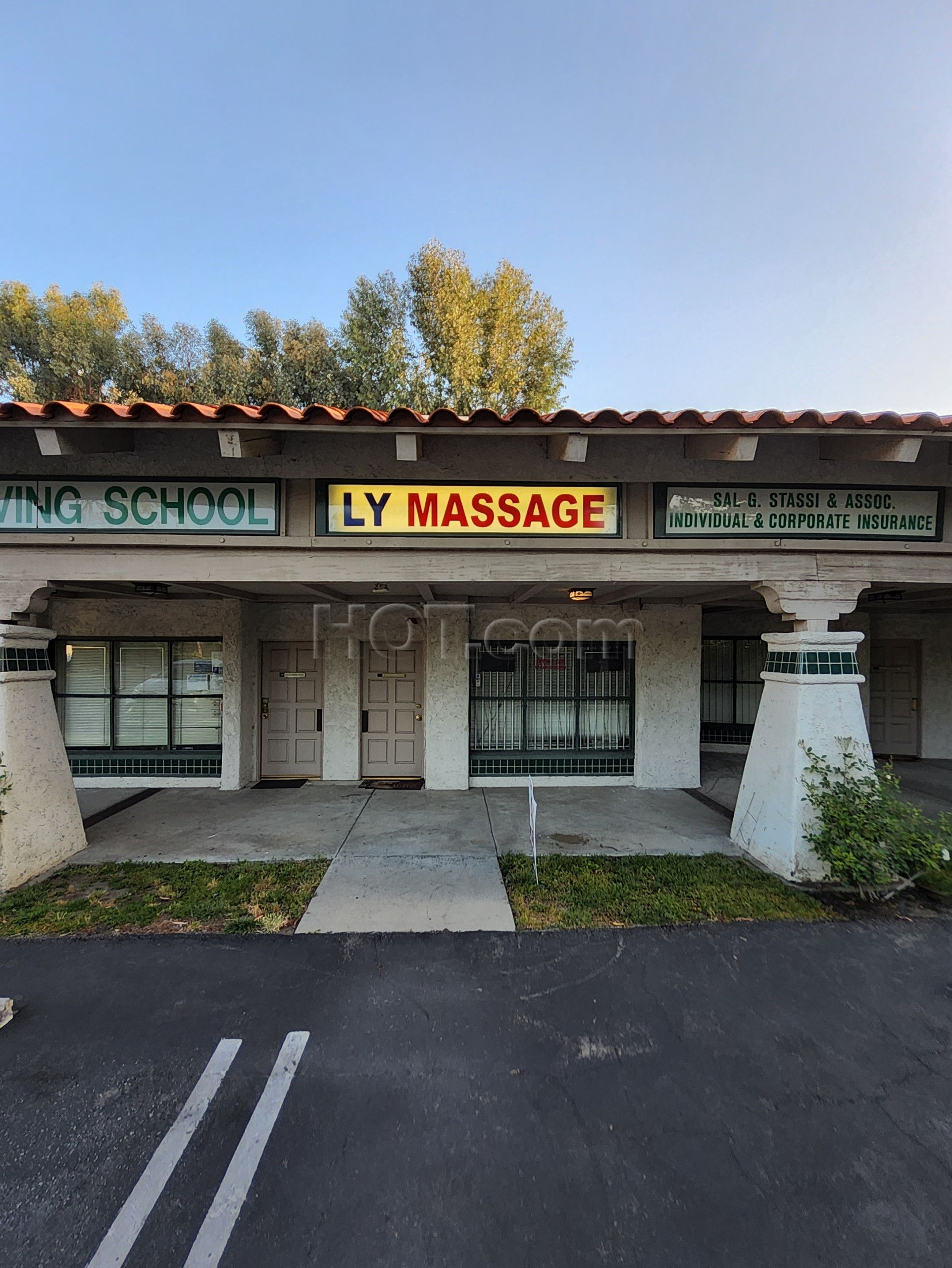 Woodland Hills, California LY Massage