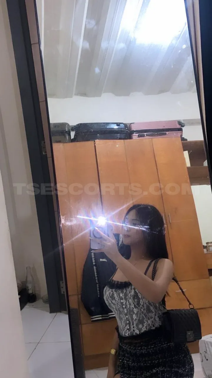 Escorts Caloocan City, Philippines faye henderson