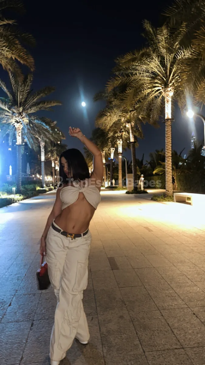 Escorts Dubai, United Arab Emirates Trixella