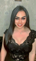 Escorts Dubai, United Arab Emirates Laksamee