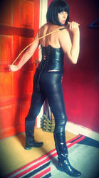 Escorts Johannesburg, South Africa Dominatrix Miss Gail