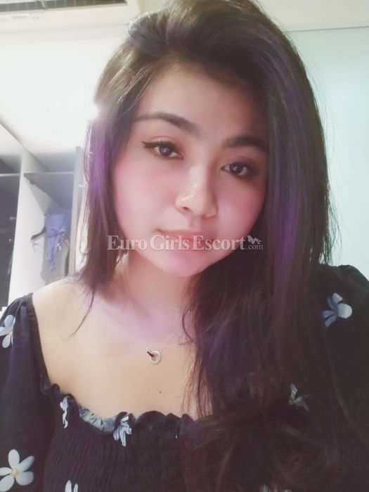 Escorts Jakarta, Indonesia Billa