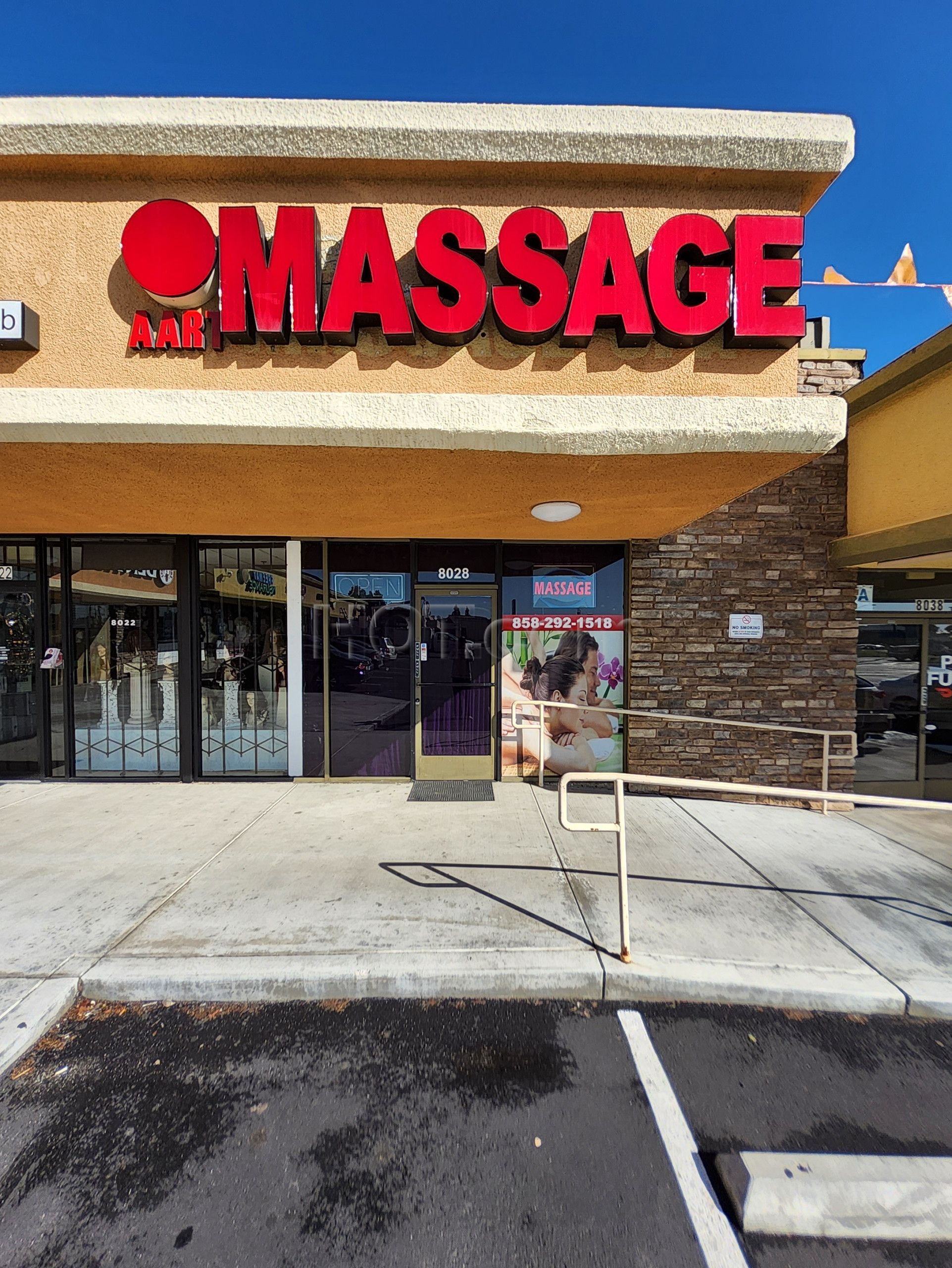 San Diego, California Aart Massage & Spa