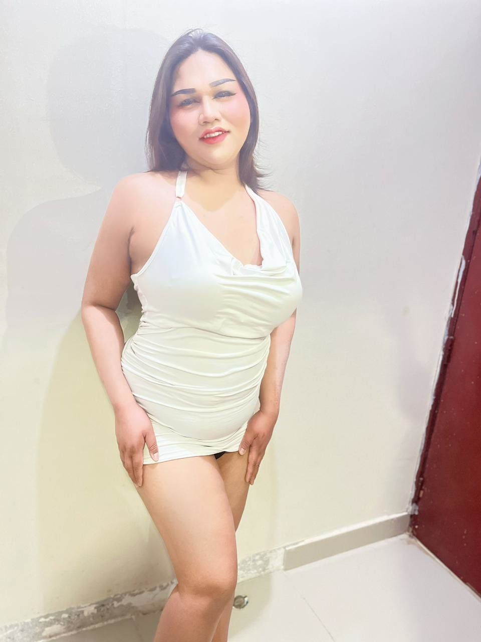 Escorts Makati City, Philippines Ginny