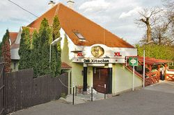 Sopron, Hungary Club Xitaclan
