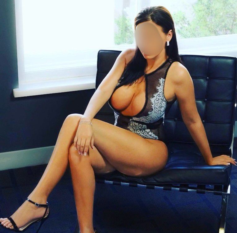 Escorts Tampa, Florida EmmaKnightly