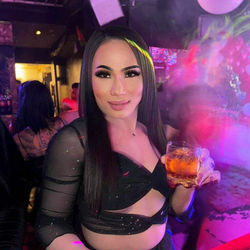 Escorts Dubai, United Arab Emirates Lucy Ladyboy Thailand🇨🇷