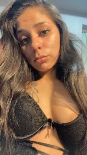 Escorts Louisville, Kentucky 🔰Im  years old 𝓛𝓸𝓷𝓵𝓮𝔂 Latina Curvy super sexy girl 🌺