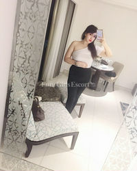 Escorts Makassar, Indonesia Aura