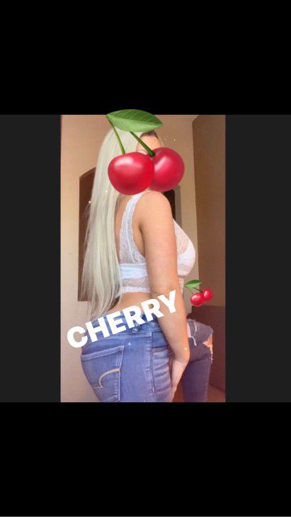 Escorts Orlando, Florida CHERRY..Blonde curvy bombshell!!