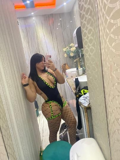 Escorts Oakland, California Instagram penelope_baby trabajo haciendo sexo anal oral masaje a domicilio video llamada todo tipo de si te intereso llamade o escribeme