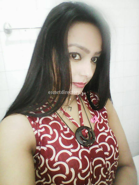 Escorts Dubai, United Arab Emirates Sania pakistani beauty, Escortdubai