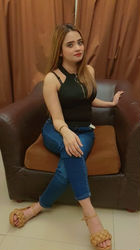 Escorts Dubai, United Arab Emirates Arzoo Khan