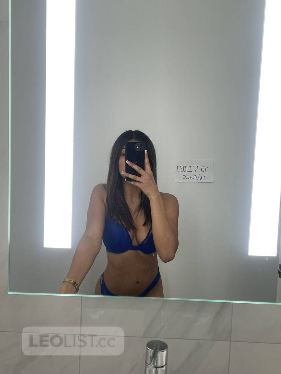 Escorts Mississauga, Ontario Petite tight and wet sexy Latina