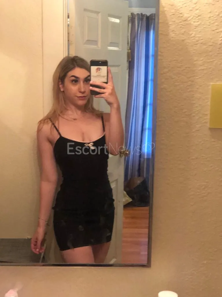 Escorts debrasexy