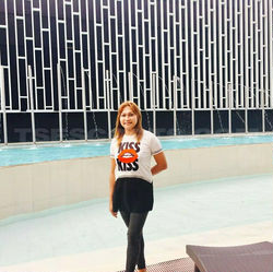 Escorts Navotas, Philippines M A X I N E