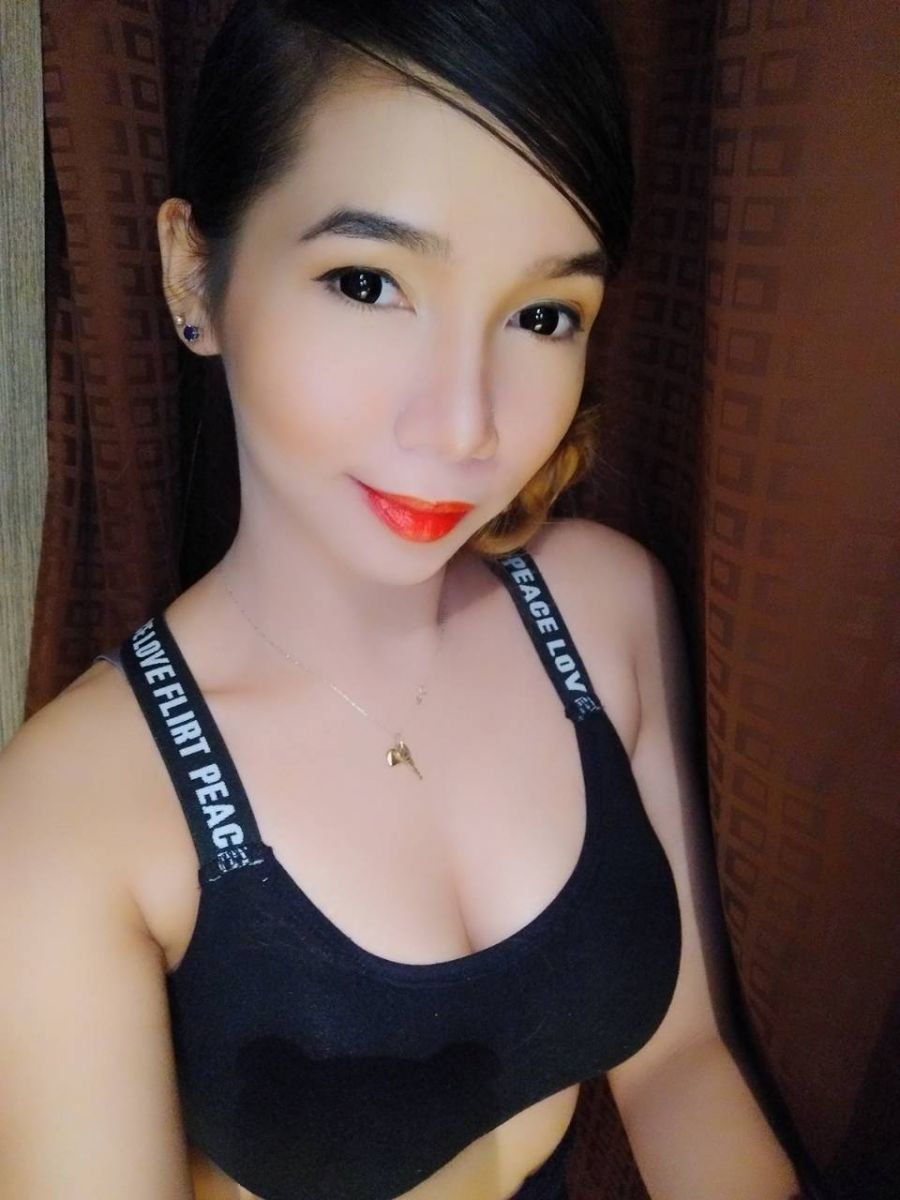 Escorts Makati City, Philippines Naddy