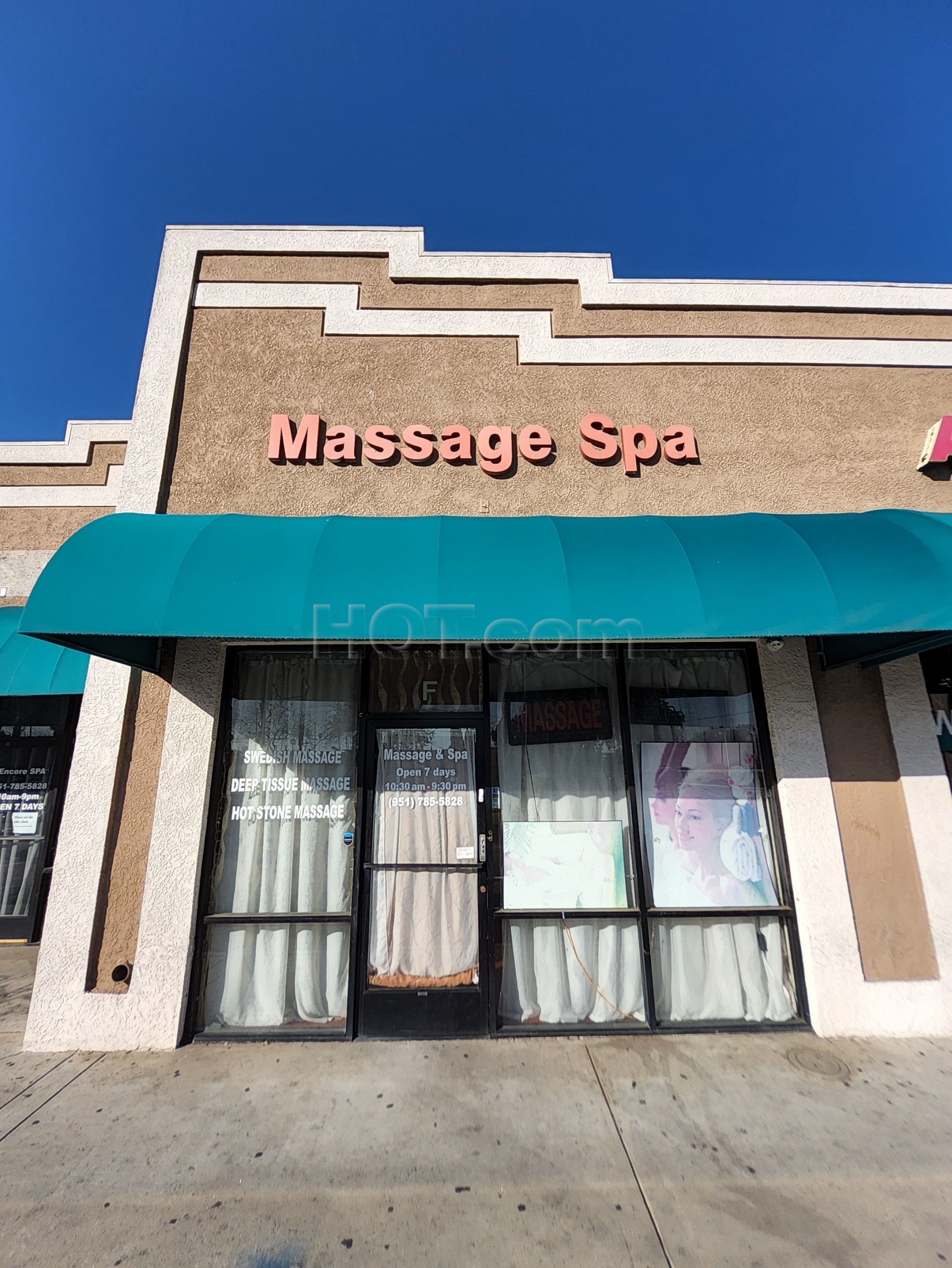 Riverside, California Encore Spa