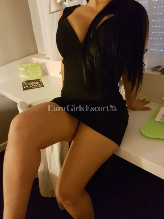 Escorts Perpignan, France Isabela