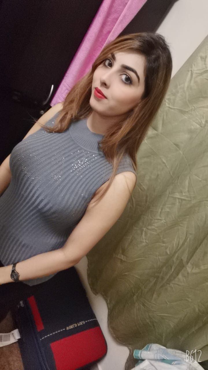 Escorts Abu Dhabi, United Arab Emirates Neelam Hot Girl