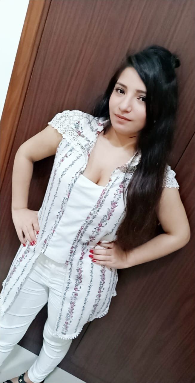 Escorts Dubai, United Arab Emirates Sabia Indian Busty Girl