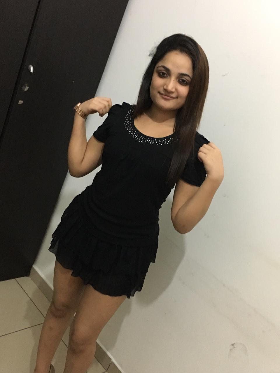 Escorts Dubai, United Arab Emirates Anjali Big Busty Girl